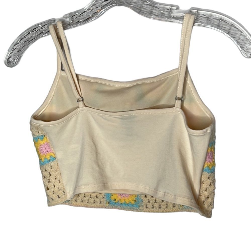 Wild Fable Crocheted Pattern Crop Top. Size XS. - Picture 3 of 6